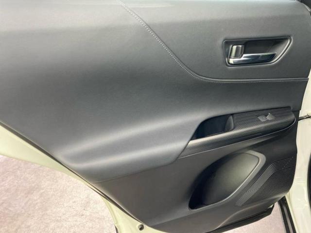 ハリアーハイブリッド Ｚレザーパッケージ　新品タイヤ／ＪＢＬ／保証書／純正　ＳＤナビ／デジタルインナーミラー／衝突安全装置／シートヒーター／パノラミックビューモニター／車線逸脱防止支援システム／シート　フルレザー　革シート　全周囲カメラ（22枚目）