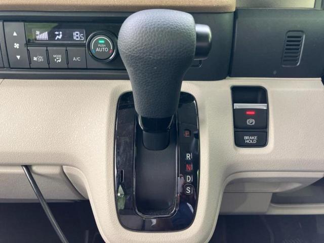 Ｎ－ＢＯＸ ヒョウジュン　保証書／ディスプレイオーディオ／ホンダセンシング／電動スライドドア／車線逸脱防止支援システム／ヘッドランプ　ＬＥＤ／ＵＳＢジャック／ＥＢＤ付ＡＢＳ／横滑り防止装置／アイドリングストップ　バックカメラ（16枚目）
