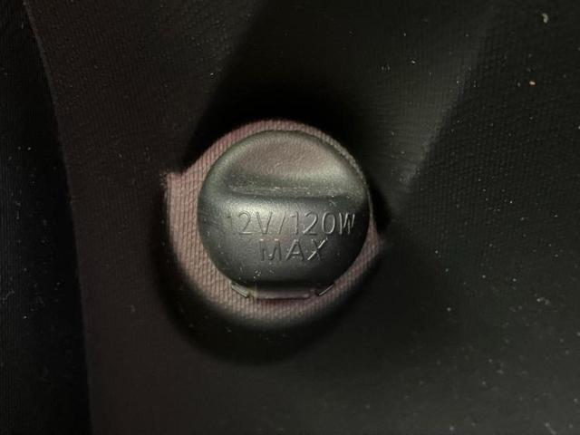 アクア Ｓ　純正　ＳＤナビ／トヨタセーフティセンス／車線逸脱防止支援システム／ドライブレコーダー　純正／ＵＳＢジャック／Ｂｌｕｅｔｏｏｔｈ接続／ＨＤＭＩ接続／ＥＴＣ／ＥＢＤ付ＡＢＳ／横滑り防止装置　バックカメラ（35枚目）