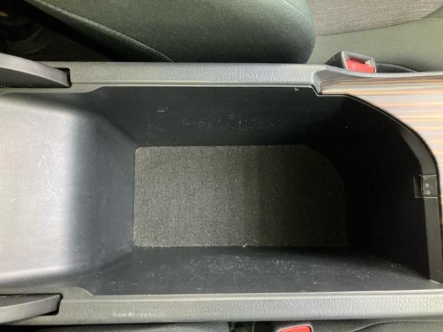 カムリ Ｇ　新品タイヤ／モデリスタエアロ／保証書／純正　９インチ　ＳＤナビ／トヨタセーフティセンス／車線逸脱防止支援システム／パーキングアシスト　バックガイド／ドライブレコーダー　純正　衝突被害軽減システム（30枚目）