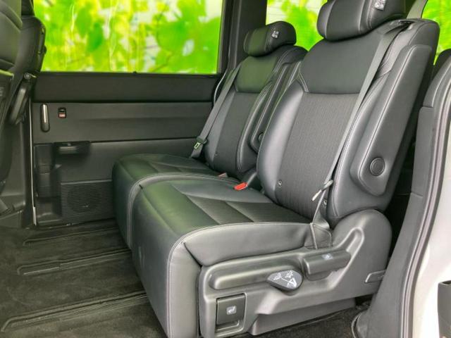 ステップワゴン ｅＨＥＶスパーダ　新品タイヤ／保証書／純正　９インチ　ＳＤナビ／衝突安全装置／両側電動スライドドア／シートヒーター／車線逸脱防止支援システム／シート　ハーフレザー／パーキングアシスト　バックガイド　衝突被害軽減システム（8枚目）