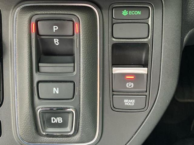 ステップワゴン ｅＨＥＶスパーダ　新品タイヤ／保証書／純正　９インチ　ＳＤナビ／衝突安全装置／両側電動スライドドア／シートヒーター／車線逸脱防止支援システム／シート　ハーフレザー／パーキングアシスト　バックガイド　衝突被害軽減システム（18枚目）