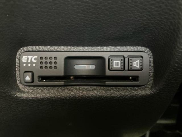 シビック ヒョウジュン　保証書／純正　ＳＤナビ／ホンダセンシング／シートヒーター　前席／車線逸脱防止支援システム／シート　フルレザー／ドライブレコーダー　社外／ヘッドランプ　ＬＥＤ／Ｂｌｕｅｔｏｏｔｈ接続／ＥＴＣ　革シート（18枚目）