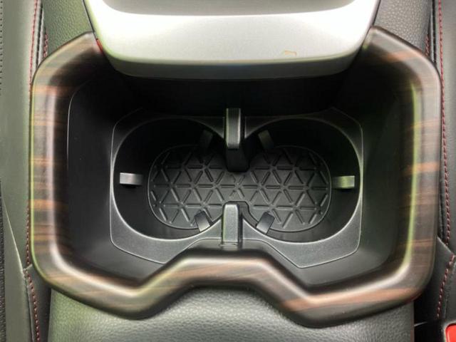 ＲＡＶ４ ４ＷＤハイブリッドアドベンチャーオフロードパッケ２　新品タイヤ／保証書／ディスプレイオーディオ１０インチ／デジタルインナーミラー／トヨタセーフティセンス／シートエアコン／パノラミックビューモニター／車線逸脱防止支援システム／シート　合皮　全周囲カメラ（35枚目）