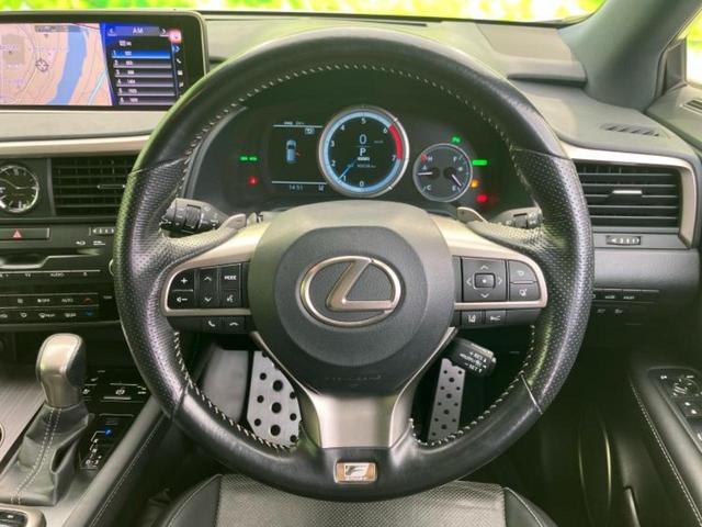 ＲＸ ４ＷＤ　ＲＸ４５０ｈ　Ｆスポーツ　サンルーフ／保証書／純正　１０インチ　ＳＤナビ／プリクラッシュセーフティ／エアーシート　前席／パノラミックビューモニター／車線逸脱防止支援システム／シート　フルレザー／電動バックドア　革シート　４ＷＤ（15枚目）