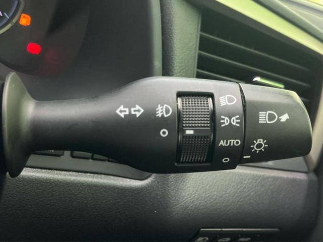 ＲＸ ４ＷＤ　ＲＸ４５０ｈ　Ｆスポーツ　サンルーフ／保証書／純正　１０インチ　ＳＤナビ／プリクラッシュセーフティ／エアーシート　前席／パノラミックビューモニター／車線逸脱防止支援システム／シート　フルレザー／電動バックドア　革シート　４ＷＤ（16枚目）