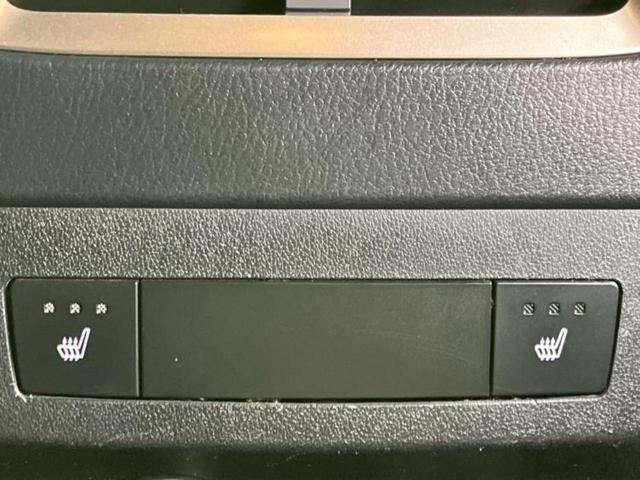 ＲＸ ４ＷＤ　ＲＸ４５０ｈ　Ｆスポーツ　サンルーフ／保証書／純正　１０インチ　ＳＤナビ／プリクラッシュセーフティ／エアーシート　前席／パノラミックビューモニター／車線逸脱防止支援システム／シート　フルレザー／電動バックドア　革シート　４ＷＤ（49枚目）