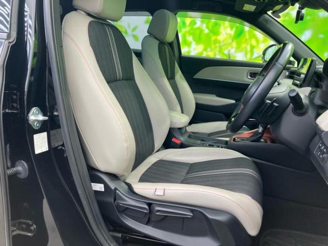 ヴェゼル eHEVプレイ 新品タイヤ/ガラスルーフ/保証書/純正 SDナビ/ホンダセンシング/シートヒーター/車線逸脱防止支援システム/シート ハーフレザー/パーキングアシスト バックガイド/電動バックドア バックカメラ(4枚目)