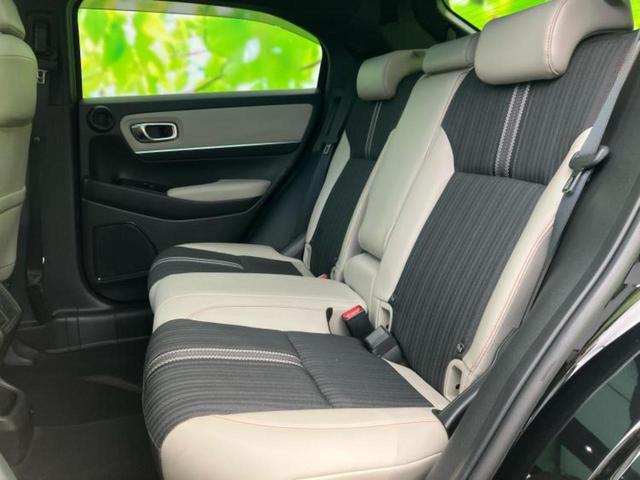 ヴェゼル eHEVプレイ 新品タイヤ/ガラスルーフ/保証書/純正 SDナビ/ホンダセンシング/シートヒーター/車線逸脱防止支援システム/シート ハーフレザー/パーキングアシスト バックガイド/電動バックドア バックカメラ(7枚目)