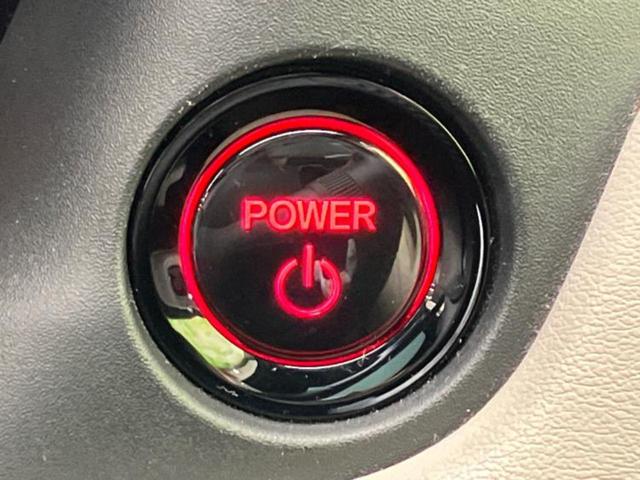 ヴェゼル eHEVプレイ 新品タイヤ/ガラスルーフ/保証書/純正 SDナビ/ホンダセンシング/シートヒーター/車線逸脱防止支援システム/シート ハーフレザー/パーキングアシスト バックガイド/電動バックドア バックカメラ(24枚目)