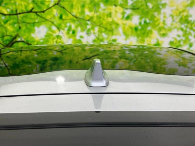 ヴェゼル ｅＨＥＶプレイ　新品タイヤ／ガラスルーフ／保証書／純正　ＳＤナビ／ホンダセンシング／シートヒーター／車線逸脱防止支援システム／シート　ハーフレザー／パーキングアシスト　バックガイド／電動バックドア　バックカメラ（46枚目）