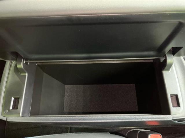 プリウス Aプレミアムツーリングセレクション 純正エアロ/保証書/純正 9インチ SDナビ/トヨタセーフティセンス/シートヒーター/車線逸脱防止支援システム/シート フルレザー/パーキングアシスト 自動操舵/ヘッドランプ LED 革シート ETC(32枚目)