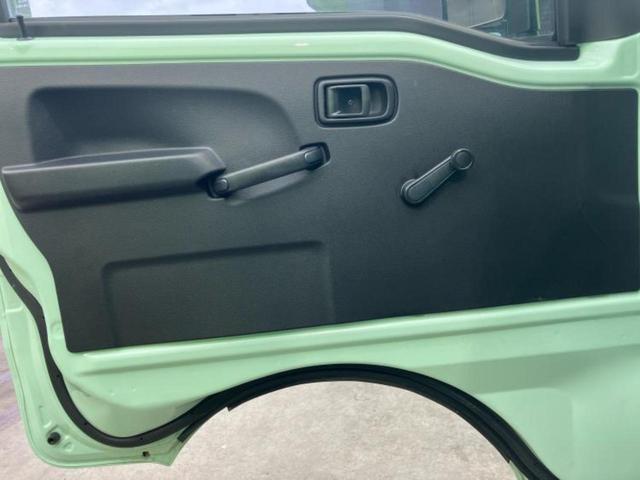 ハイゼットトラック ハイルーフ 保証書/衝突安全装置/シート 撥水加工/ドライブレコーダー 社外/横滑り防止装置/アイドリングストップ/エアバッグ 運転席/エアバッグ 助手席/パワーステアリング/オートライト/マニュアルエアコン(8枚目)