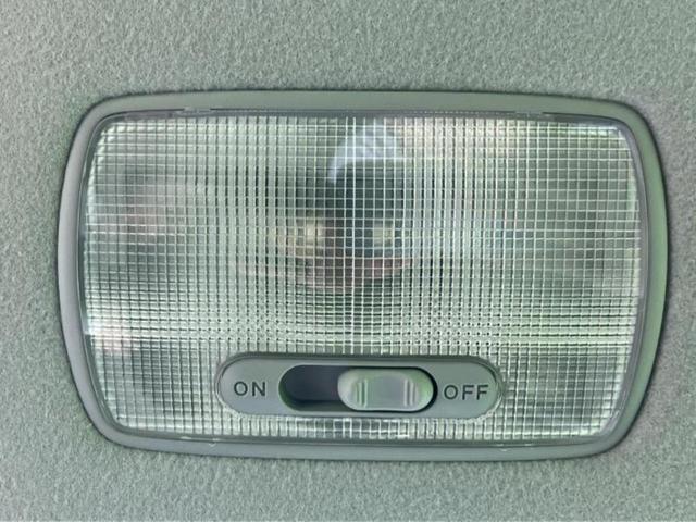 ライフ ディーバスマートスタイル 新品タイヤ/社外 SDナビ/ヘッドランプ HID/EBD付ABS/フルセグTV/エアバッグ 運転席/エアバッグ 助手席/アルミホイール 純正 14インチ/パワーウインドウ/キーレスエントリー(24枚目)