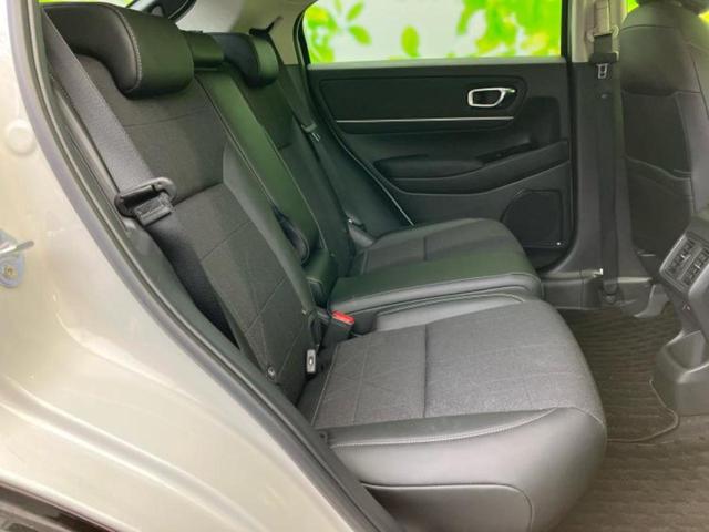 ヴェゼル ｅＨＥＶ　Ｚ　純正　９インチ　ＳＤナビ／ホンダセンシング／シートヒーター　前席／車線逸脱防止支援システム／シート　ハーフレザー／電動バックドア／ドライブレコーダー　前後／ヘッドランプ　ＬＥＤ／ＵＳＢジャック　ＥＴＣ（5枚目）