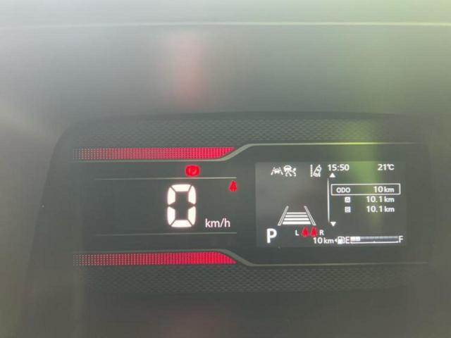 スペーシアカスタム ハイブリッドＸＳターボ　保証書／純正　９インチ　メモリーナビ／セーフティサポート（スズキ）／両側電動スライドドア／シートヒーター　前席／全方位モニター／車線逸脱防止支援システム／シート　ハーフレザー／登録済未使用車　ターボ（14枚目）