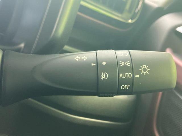 スペーシアカスタム ハイブリッドＸＳターボ　保証書／純正　９インチ　メモリーナビ／セーフティサポート（スズキ）／両側電動スライドドア／シートヒーター　前席／全方位モニター／車線逸脱防止支援システム／シート　ハーフレザー／登録済未使用車　ターボ（16枚目）