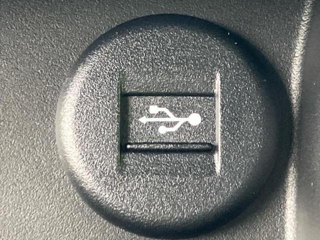 スペーシアカスタム ハイブリッドＸＳターボ　保証書／純正　９インチ　メモリーナビ／セーフティサポート（スズキ）／両側電動スライドドア／シートヒーター　前席／全方位モニター／車線逸脱防止支援システム／シート　ハーフレザー／登録済未使用車　ターボ（34枚目）