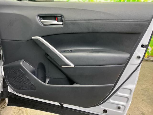 カローラクロス ハイブリッドZ 新品タイヤ/純正エアロ/保証書/ディスプレイオーディオ9インチ/トヨタセーフティセンス/シートヒーター 前席/パノラミックビューモニター/車線逸脱防止支援システム/電動バックドア 衝突被害軽減システム(19枚目)