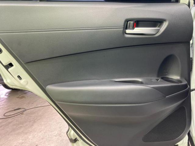 カローラクロス ハイブリッドZ 新品タイヤ/純正エアロ/保証書/ディスプレイオーディオ9インチ/トヨタセーフティセンス/シートヒーター 前席/パノラミックビューモニター/車線逸脱防止支援システム/電動バックドア 衝突被害軽減システム(22枚目)