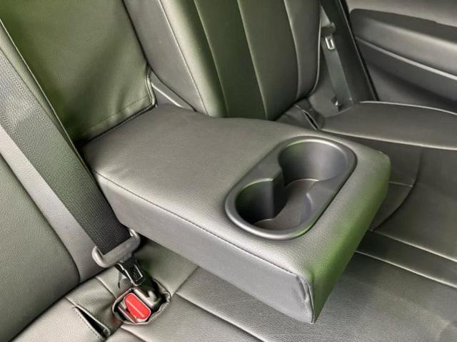 カローラクロス ハイブリッドZ 新品タイヤ/純正エアロ/保証書/ディスプレイオーディオ9インチ/トヨタセーフティセンス/シートヒーター 前席/パノラミックビューモニター/車線逸脱防止支援システム/電動バックドア 衝突被害軽減システム(31枚目)