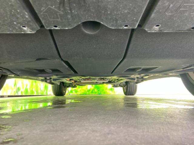 カローラクロス ハイブリッドZ 新品タイヤ/純正エアロ/保証書/ディスプレイオーディオ9インチ/トヨタセーフティセンス/シートヒーター 前席/パノラミックビューモニター/車線逸脱防止支援システム/電動バックドア 衝突被害軽減システム(44枚目)