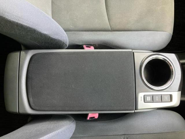 プリウスα Ｓツーリングセレクション　保証書／純正　８インチ　ＳＤナビ／パーキングアシスト　バックガイド／ヘッドランプ　ＨＩＤ／Ｂｌｕｅｔｏｏｔｈ接続／ＥＴＣ／ＥＢＤ付ＡＢＳ／バックモニター／フルセグＴＶ／ＤＶＤ　バックカメラ　ＤＶＤ再生（29枚目）