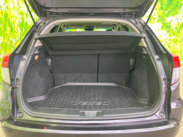 ヴェゼル ハイブリッドZ 保証書/社外 SDナビ/衝突安全装置/シートヒーター/シート ハーフレザー/ヘッドランプ LED/Bluetooth接続/ETC/EBD付ABS/横滑り防止装置/アイドリングストップ バックカメラ(8枚目)