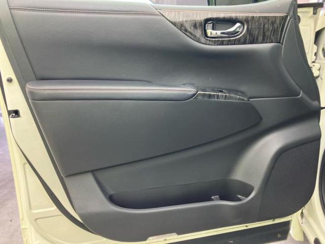 エルグランド ハイウェイスタープレミアム　新品タイヤ／保証書／純正　ＳＤナビ／フリップダウンモニター／両側電動スライドドア／シートヒーター／アラウンドビューモニター／シート　フルレザー／ヘッドランプ　ＬＥＤ／Ｂｌｕｅｔｏｏｔｈ接続／ＥＴＣ（23枚目）