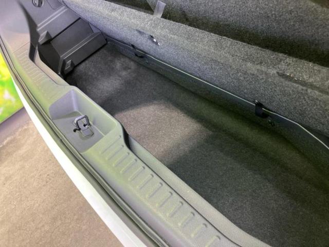 エルグランド ハイウェイスタープレミアム　新品タイヤ／保証書／純正　ＳＤナビ／フリップダウンモニター／両側電動スライドドア／シートヒーター／アラウンドビューモニター／シート　フルレザー／ヘッドランプ　ＬＥＤ／Ｂｌｕｅｔｏｏｔｈ接続／ＥＴＣ（40枚目）