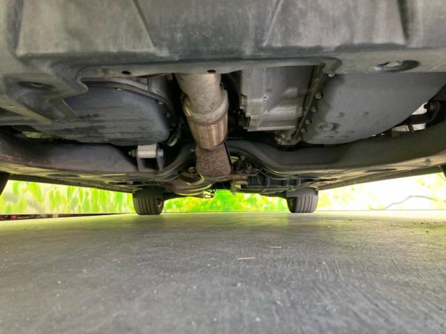 エルグランド ハイウェイスタープレミアム　新品タイヤ／保証書／純正　ＳＤナビ／フリップダウンモニター／両側電動スライドドア／シートヒーター／アラウンドビューモニター／シート　フルレザー／ヘッドランプ　ＬＥＤ／Ｂｌｕｅｔｏｏｔｈ接続／ＥＴＣ（47枚目）