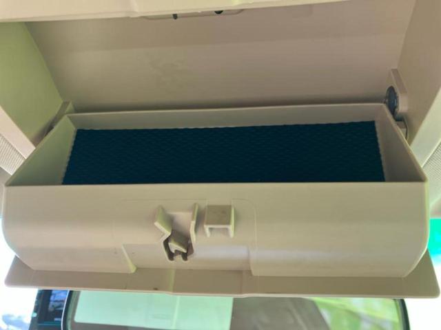 ＷＥＣＡＲＳでは各商談席に大型モニターをご用意しております！見やすい大画面でゆったりと全国の在庫をご覧いただけます！是非ご来店お待ちしております！