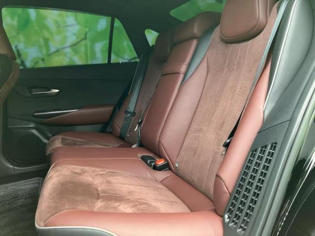 クラウンハイブリッド RSアドバンス サンルーフ/保証書/純正 8インチ SDナビ/トヨタセーフティセンス/シートヒーター 前席/車線逸脱防止支援システム/シート ハーフレザー/ドライブレコーダー 純正/ヘッドランプ LED バックカメラ(7枚目)