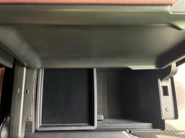 クラウンハイブリッド RSアドバンス サンルーフ/保証書/純正 8インチ SDナビ/トヨタセーフティセンス/シートヒーター 前席/車線逸脱防止支援システム/シート ハーフレザー/ドライブレコーダー 純正/ヘッドランプ LED バックカメラ(32枚目)