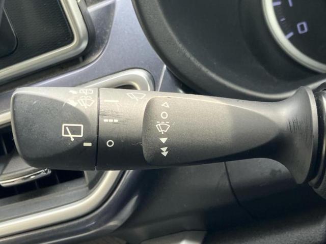 国産車から輸入車まで多様なお客様のニーズのお応えできるように、全国規模で豊富な在庫展開！車のことならＷＥＣＡＲＳへ！