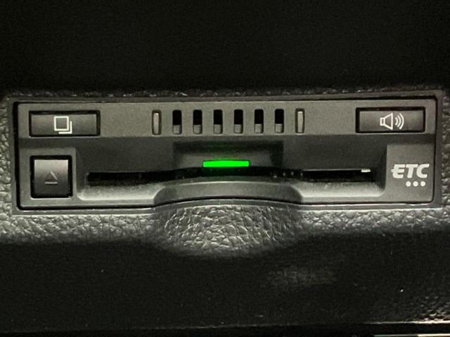 ヤリスクロス ハイブリッドGRスポーツ 保証書/ディスプレイオーディオ8インチ/トヨタセーフティセンス/シートヒーター 前席/パノラミックビューモニター/車線逸脱防止支援システム/シート ハーフレザー 衝突被害軽減システム 全周囲カメラ(18枚目)