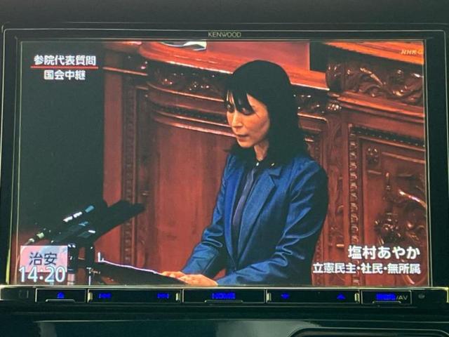 N-BOXカスタム G・Lホンダセンシング 新品タイヤ/保証書/社外 8インチ SDナビ/ホンダセンシング/電動スライドドア/シートヒーター 前席/車線逸脱防止支援システム/ヘッドランプ LED/Bluetooth接続/ETC ワンオーナー(12枚目)