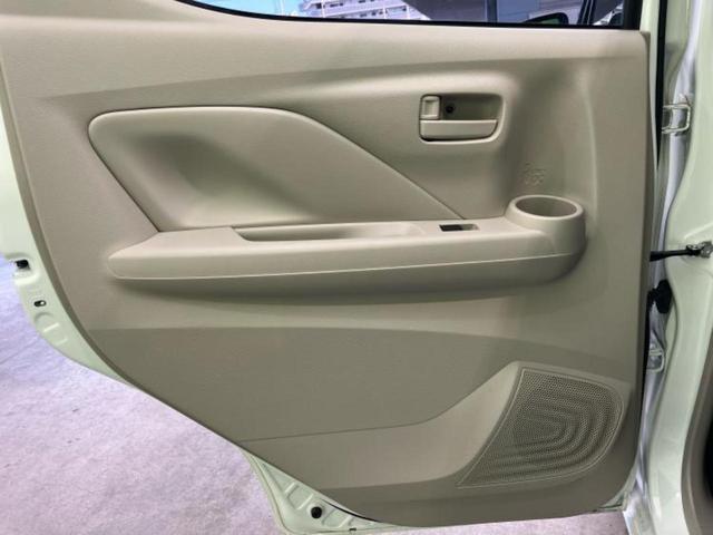 デイズ S 新品タイヤ/保証書/エマージェンシーブレーキ/EBD付ABS/横滑り防止装置/アイドリングストップ/禁煙車/エアバッグ 運転席/エアバッグ 助手席/パワーウインドウ/パワーステアリング/オートライト(22枚目)