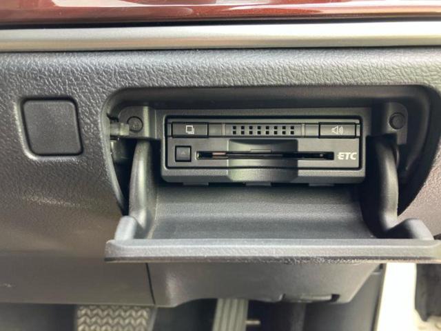 クラウン ロイヤルサルーン　純正エアロ／純正　８インチ　ＨＤＤナビ／パーキングアシスト　バックガイド／ドライブレコーダー　前後／ヘッドランプ　ＨＩＤ／Ｂｌｕｅｔｏｏｔｈ接続／ＥＴＣ／ＡＢＳ／横滑り防止装置　フルエアロ　電動シート（18枚目）