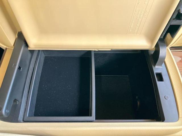 クラウン ロイヤルサルーン　純正エアロ／純正　８インチ　ＨＤＤナビ／パーキングアシスト　バックガイド／ドライブレコーダー　前後／ヘッドランプ　ＨＩＤ／Ｂｌｕｅｔｏｏｔｈ接続／ＥＴＣ／ＡＢＳ／横滑り防止装置　フルエアロ　電動シート（30枚目）