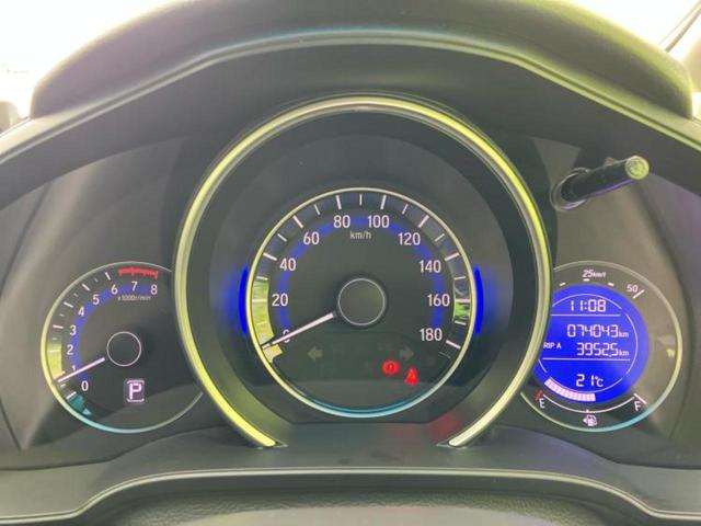 フィット １３Ｇ・Ｌパッケージ　保証書／ヘッドランプ　ＬＥＤ／ＥＴＣ／ＥＢＤ付ＡＢＳ／横滑り防止装置／アイドリングストップ／エアバッグ　運転席／エアバッグ　助手席／パワーウインドウ／エンジンスタートボタン／キーレスエントリー（13枚目）