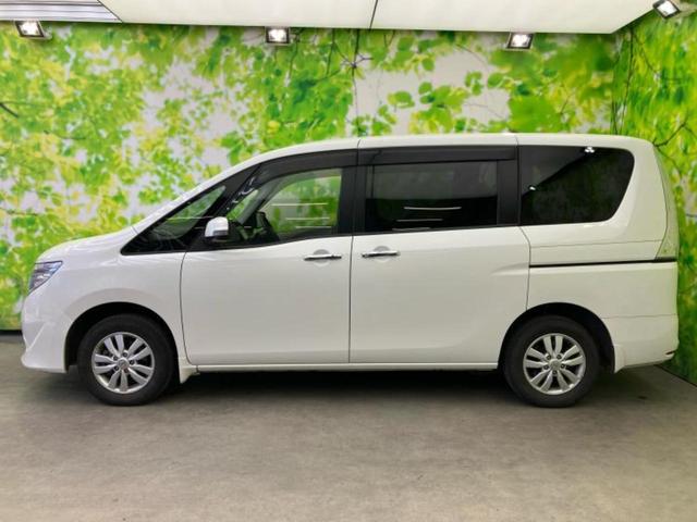 セレナ ４ＷＤ２０Ｇ　新品タイヤ／社外　ＳＤナビ／フリップダウンモニター　社外　１０インチ／両側電動スライドドア／ヘッドランプ　ＨＩＤ／Ｂｌｕｅｔｏｏｔｈ接続／ＥＴＣ／ＥＢＤ付ＡＢＳ／横滑り防止装置　バックカメラ　４ＷＤ（2枚目）