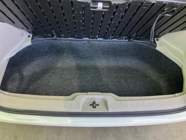 セレナ ４ＷＤ２０Ｇ　新品タイヤ／社外　ＳＤナビ／フリップダウンモニター　社外　１０インチ／両側電動スライドドア／ヘッドランプ　ＨＩＤ／Ｂｌｕｅｔｏｏｔｈ接続／ＥＴＣ／ＥＢＤ付ＡＢＳ／横滑り防止装置　バックカメラ　４ＷＤ（45枚目）