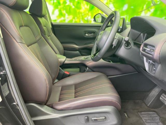 ＺＲ－Ｖ ｅＨＥＶ　Ｚ　ＢＯＳＥ／保証書／純正　９インチ　ＳＤナビ／ホンダセンシング／シートヒーター／全方位モニター／車線逸脱防止支援システム／シート　フルレザー／パーキングアシスト　バックガイド／電動バックドア　革シート（4枚目）