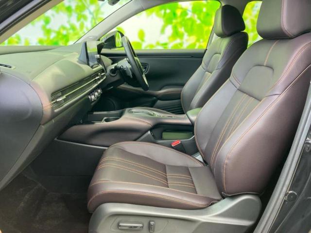 ＺＲ－Ｖ ｅＨＥＶ　Ｚ　ＢＯＳＥ／保証書／純正　９インチ　ＳＤナビ／ホンダセンシング／シートヒーター／全方位モニター／車線逸脱防止支援システム／シート　フルレザー／パーキングアシスト　バックガイド／電動バックドア　革シート（6枚目）