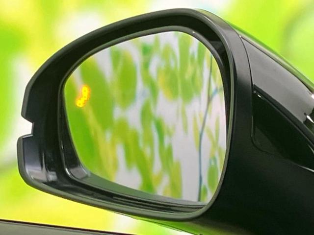 ＺＲ－Ｖ ｅＨＥＶ　Ｚ　ＢＯＳＥ／保証書／純正　９インチ　ＳＤナビ／ホンダセンシング／シートヒーター／全方位モニター／車線逸脱防止支援システム／シート　フルレザー／パーキングアシスト　バックガイド／電動バックドア　革シート（40枚目）