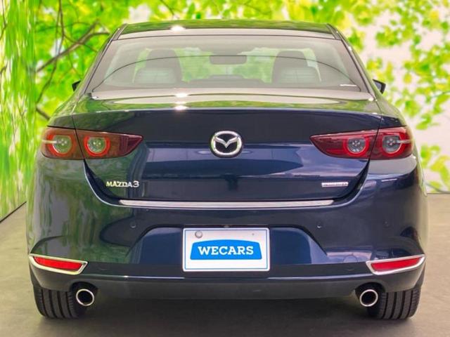 国産車から輸入車まで多様なお客様のニーズのお応えできるように、全国規模で豊富な在庫展開！車のことならＷＥＣＡＲＳへ！