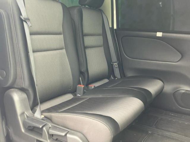 セレナ ｅパワーハイウェイスターＶ　保証書／純正　１０インチ　ＳＤナビ／フリップダウンモニター　純正　１１インチ／インテリジェントルームミラー／エマージェンシーブレーキ／両側電動スライドドア／アラウンドビューモニター　全周囲カメラ（5枚目）