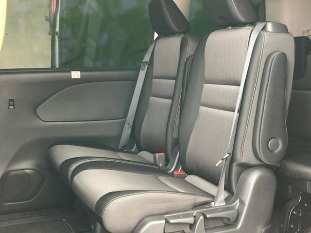 セレナ ｅパワーハイウェイスターＶ　保証書／純正　１０インチ　ＳＤナビ／フリップダウンモニター　純正　１１インチ／インテリジェントルームミラー／エマージェンシーブレーキ／両側電動スライドドア／アラウンドビューモニター　全周囲カメラ（8枚目）