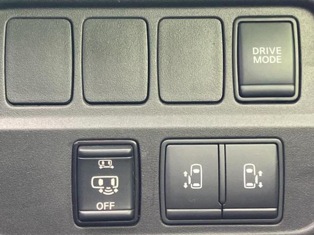 セレナ ｅパワーハイウェイスターＶ　保証書／純正　１０インチ　ＳＤナビ／フリップダウンモニター　純正　１１インチ／インテリジェントルームミラー／エマージェンシーブレーキ／両側電動スライドドア／アラウンドビューモニター　全周囲カメラ（28枚目）